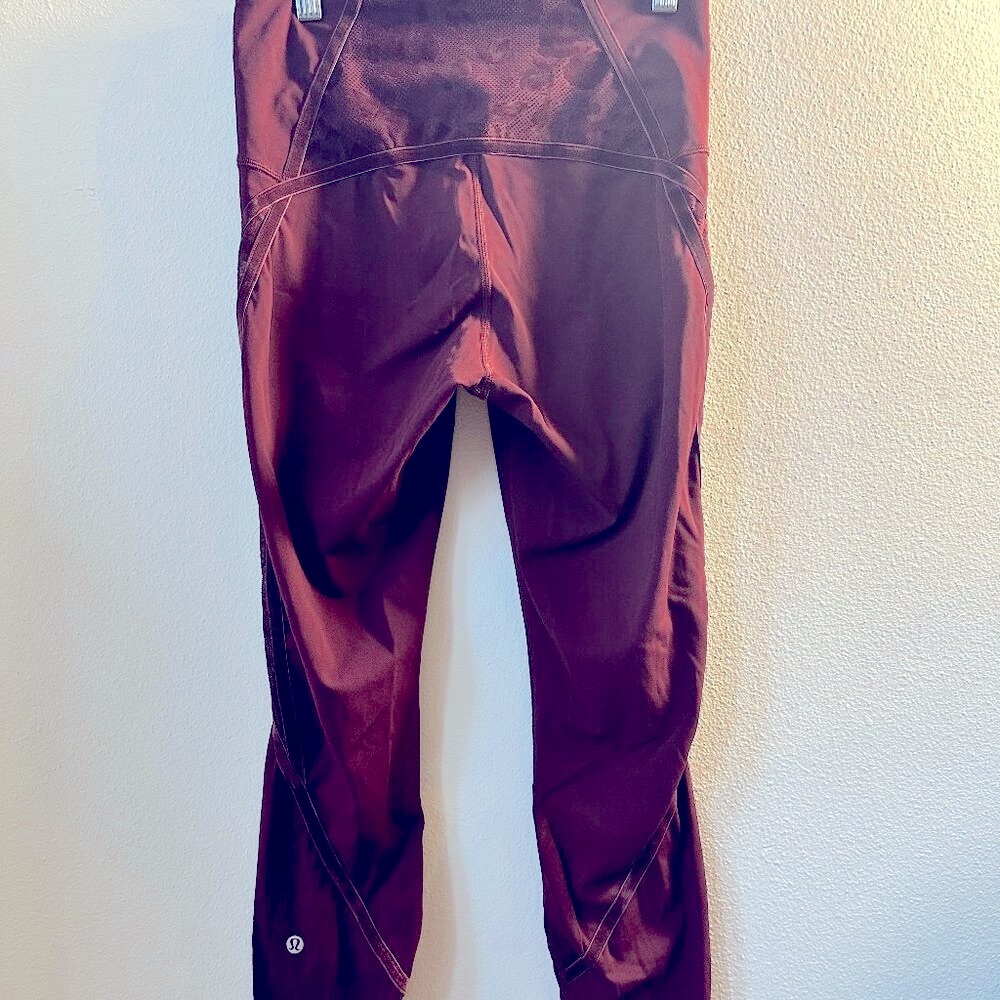 Lululemon Wunder Under Hi-Rise Burgundy Floral Burnout Mesh Leggings | s6 - Picture 5 of 17